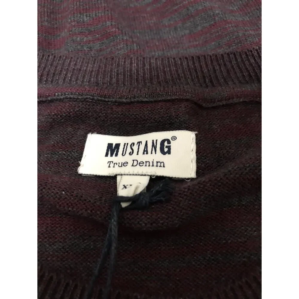 Mustang Sweater Mens XL Slim Pullover Shirt Knit Gray Red Lightweight N72
